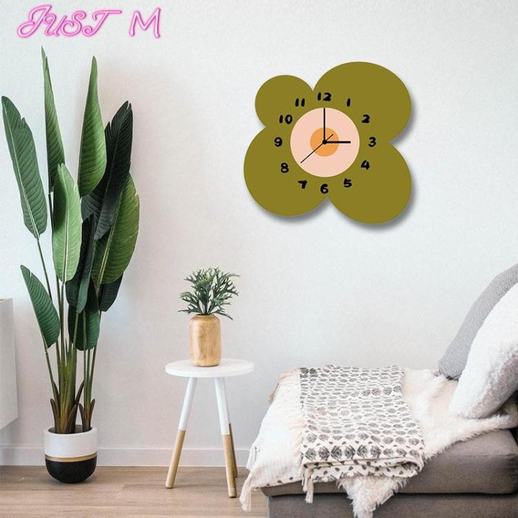 掛鐘現代簡約綠色花朵創意卡通裝飾掛墻鐘錶客廳靜音個性掛鐘壁鐘