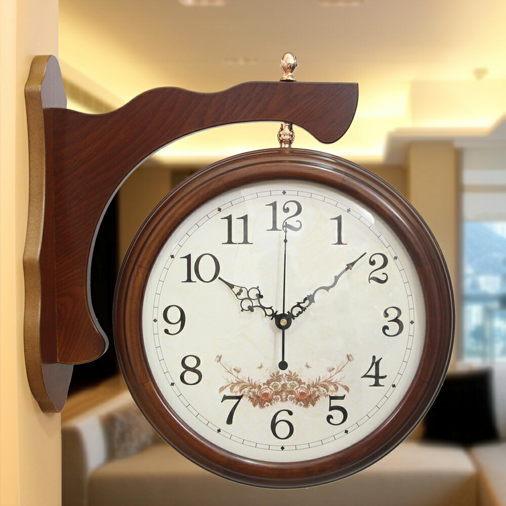 歐式現代創意時尚實木兩面掛鐘美式田園客廳時鐘石英雙面鐘表