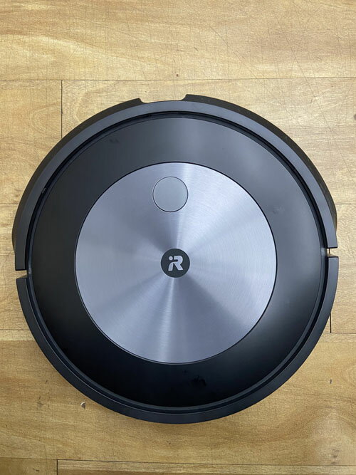 (網購退回良品) iRobot Roomba j7 掃地機器人 (空主機，一年保固，更新用)