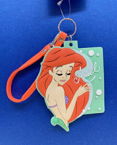 【震撼精品百貨】The Little Mermaid Ariel 小美人魚愛麗兒 證件套綠色#06869 震撼日式精品百貨