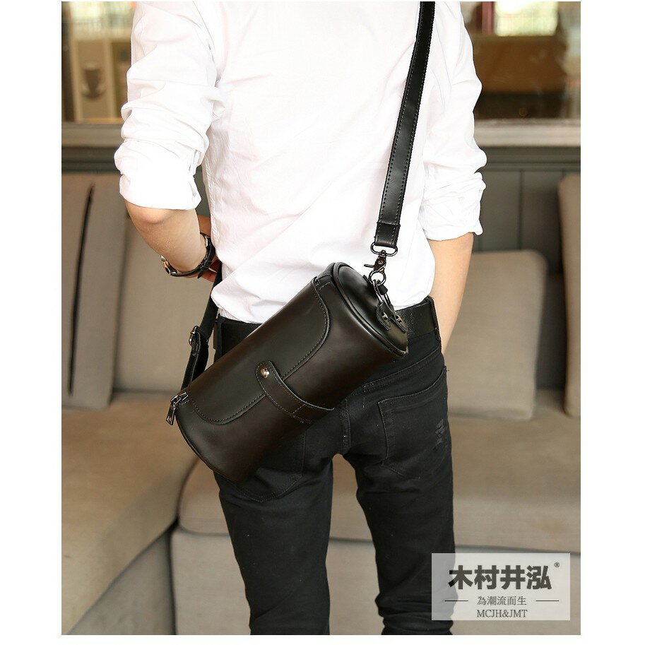㊣木村井泓 圓筒PU皮革側背包 MCJH&JMT 單肩包 斜背包 郵差包(Y8169)