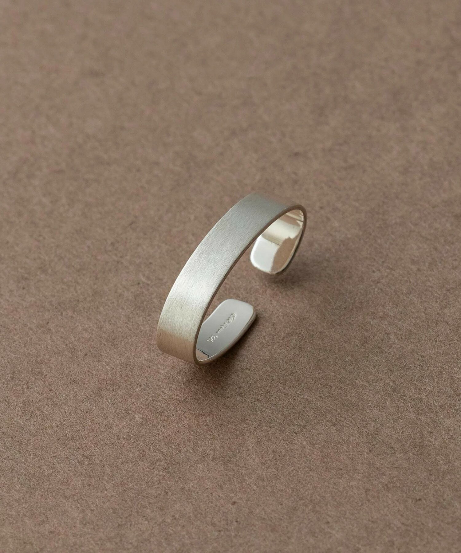 [bijoux] ete 經典線型耳釦 M 銀色  | 耳環  送禮 情人節 [Rakuten Fashion]