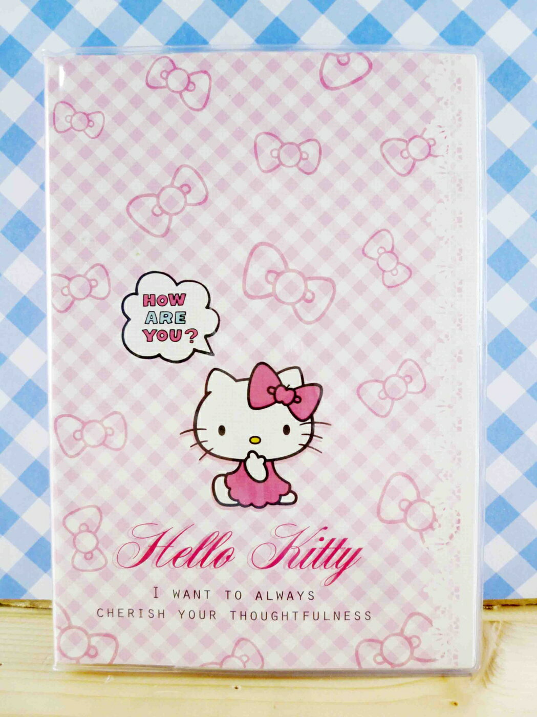 【震撼精品百貨】Hello Kitty 凱蒂貓 kitty證件套-粉蝴蝶結格 震撼日式精品百貨