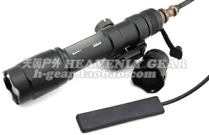 戰術頭盔燈M600C LED強光戰術電筒/手電 鼠尾按鈕雙控版 黑色