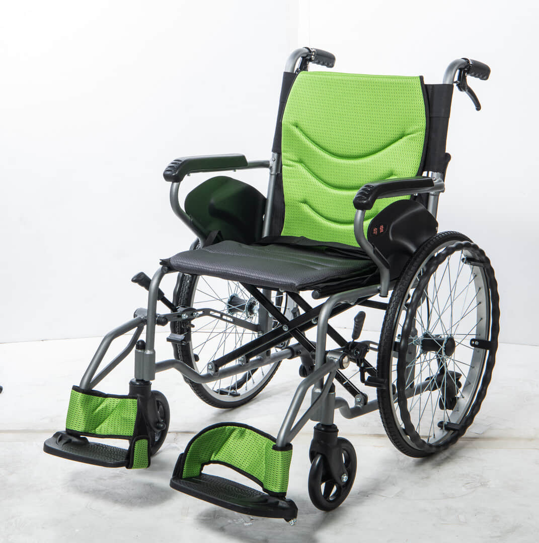 永大醫療~＂均佳＂ JW-250 鋁合金掀腳輪椅..輕巧型 每台~8980元~免運費