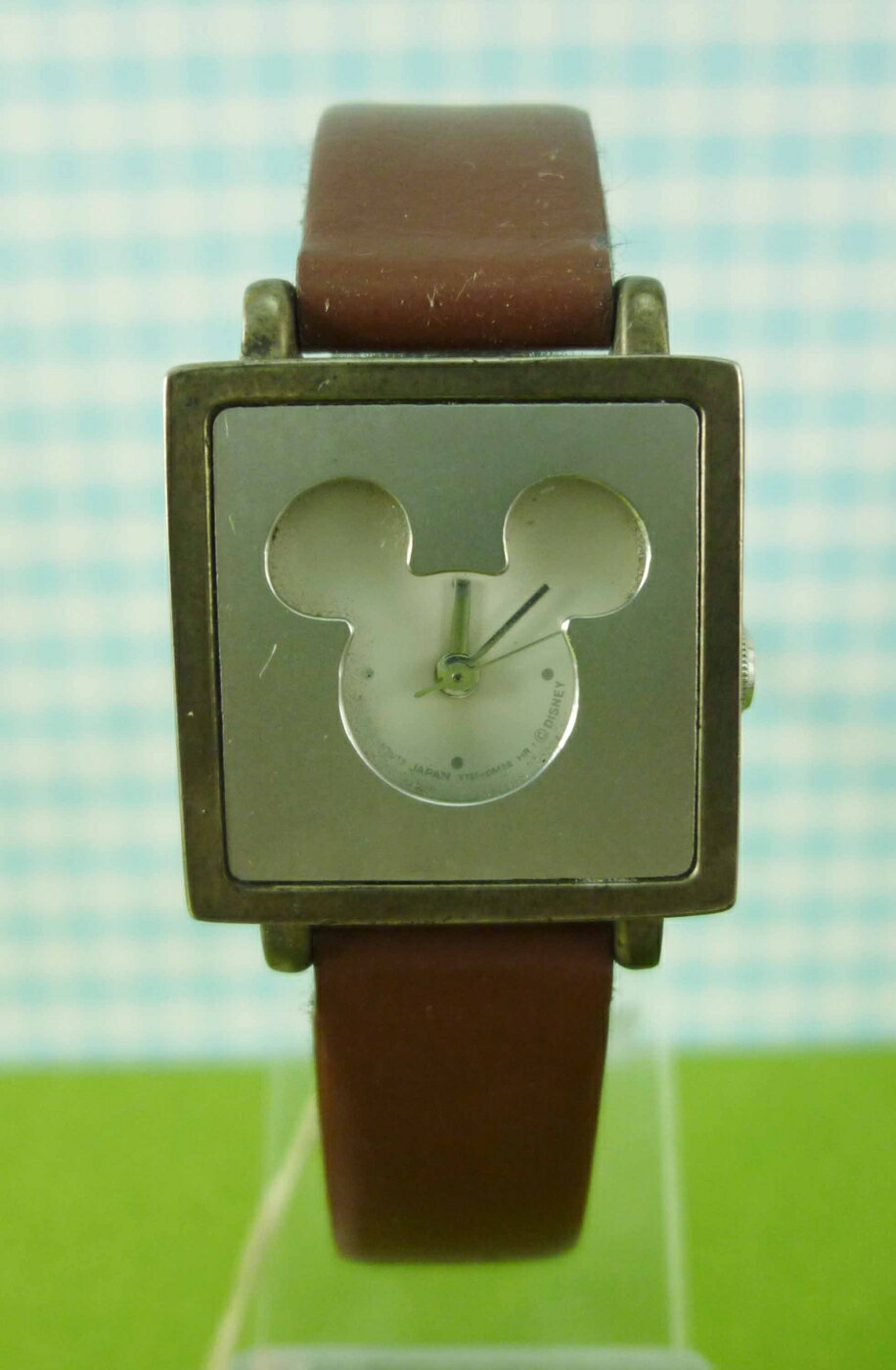 【震撼精品百貨】米奇/米妮 Micky Mouse 手錶-米奇大頭圖案-咖啡色 震撼日式精品百貨