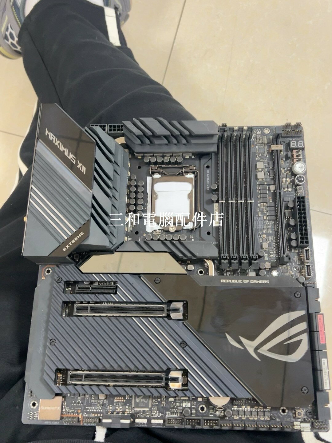 華碩 ROG MAXIMUS XII EXTREME 主機板 實拍 獨家快遞 24小時客服 資訊釋出當天下單當天發貨 官方質保 斷層攝影 所見即所得
