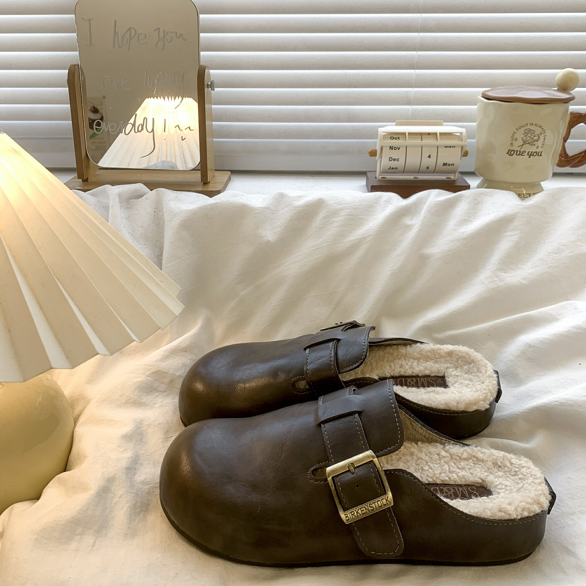 厚底皮面包頭半拖鞋女秋冬外穿2025新款簡約舒適百搭加絨勃肯棉拖