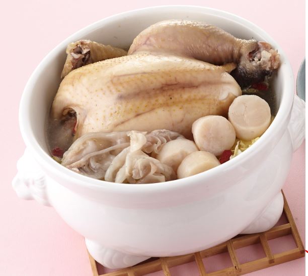 干貝花膠燉土雞兩入