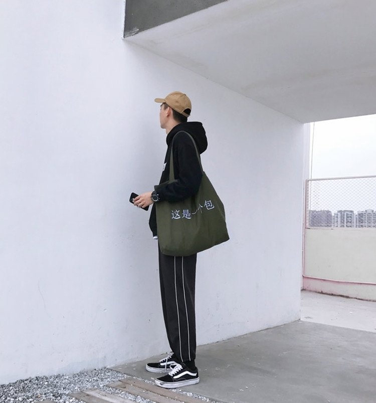 FINDSENSE 品牌 韓國 潮 文藝風 男帥氣 刺繡 加厚 高品質 單肩 手提 帆布包 大容量實用包包