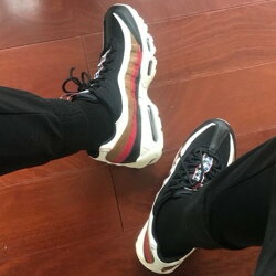 【日本海外代購】NIKE AIR MAX 95 TT 黑白皮革 氣墊 反光 日本 串標 AJ4077-002 男女