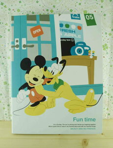 【震撼精品百貨】Micky Mouse 米奇/米妮 文件夾-米奇與布魯托 震撼日式精品百貨