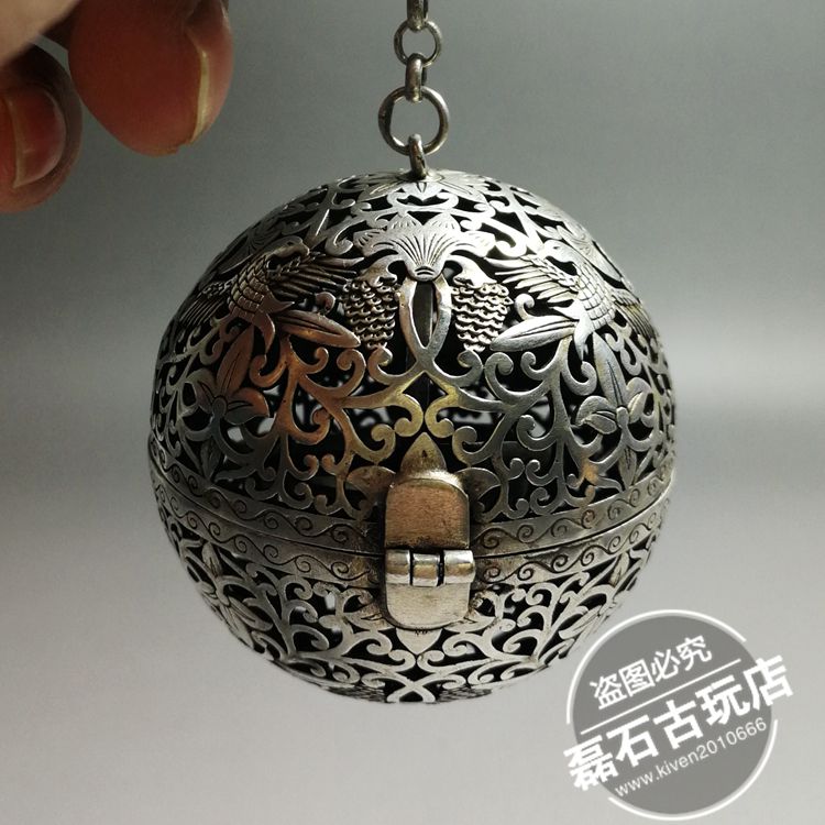 復古葡萄花鳥紋鏤空銀香球銀香囊老銀器陀螺平衡檀香香薰球| 協貿國際