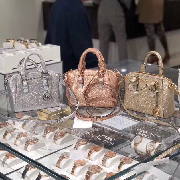 MICHAEL KORS MK Ciara系列字母logo徽標吊飾女士晚宴包餃子包手提單肩斜挎包35H9RGFC80 女神手袋