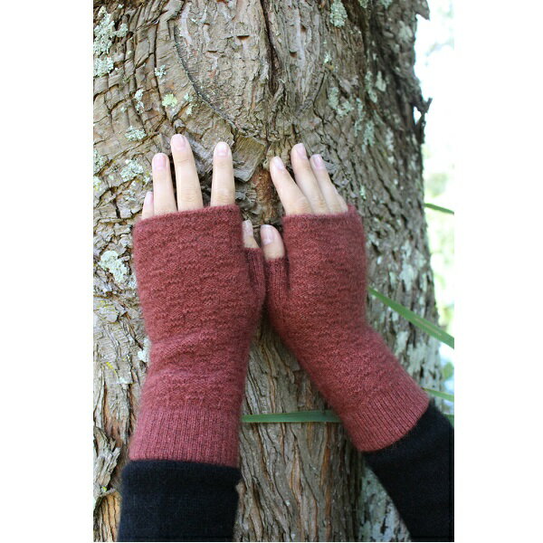 粉棕色織紋紐西蘭貂毛羊毛袖套露指手套