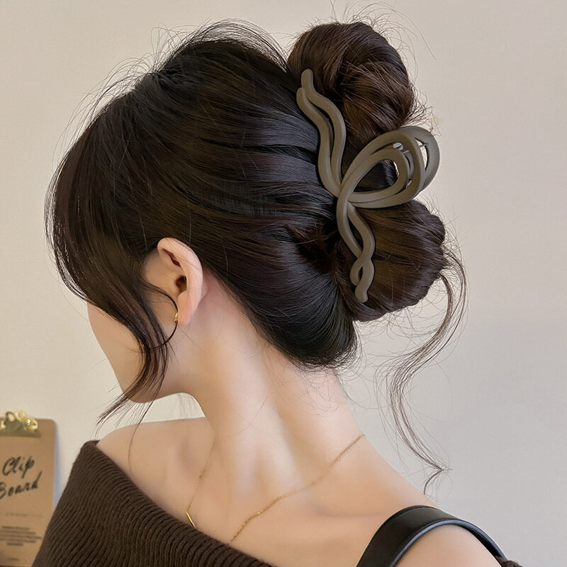 【台灣現貨】時尚配件 髮飾 髮夾 鯊魚夾 大嘴夾 邊夾  韓國亞克力髮夾女後腦勺盤髮夾子頭飾網紅珍珠抓夾氣質愛心鯊魚夾 5