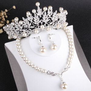熱賣新娘飾品 珍珠女王大皇冠婚紗頭飾項鏈耳環三件套2022包郵