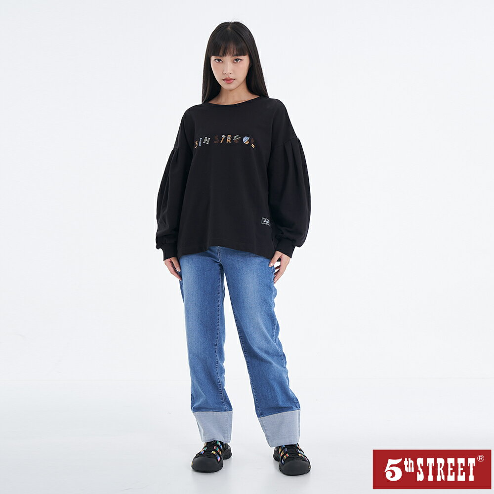 女裝 露營零件LOGO繡花T恤-黑色 (560938) 【5th STREET】【全館滿$3000贈環保餐具收納包】
