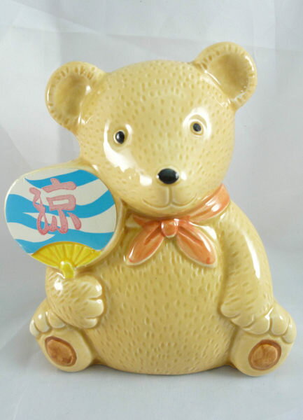 【震撼精品百貨】日本泰迪熊 造型煙灰缸 熊拿扇-涼 震撼日式精品百貨