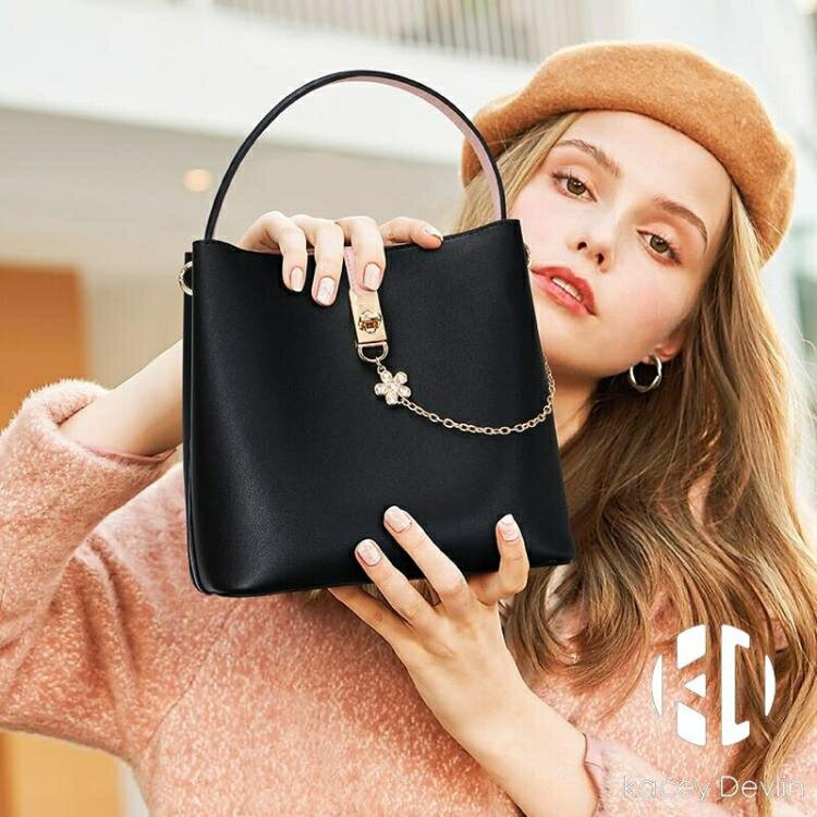 水桶包 包包女單肩手提包簡單百搭斜挎包時尚大容量水桶包交換禮物