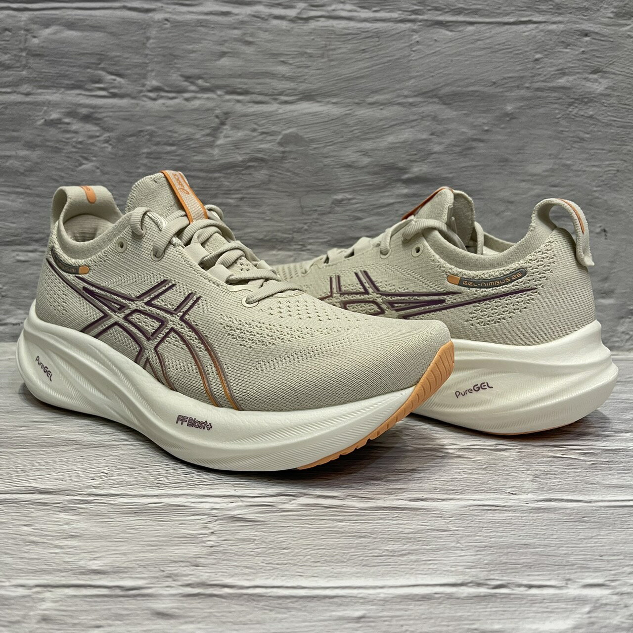 領卷現折 ASICS 亞瑟士 GEL-NIMBUS 26 女款 跑鞋 1012B601-250