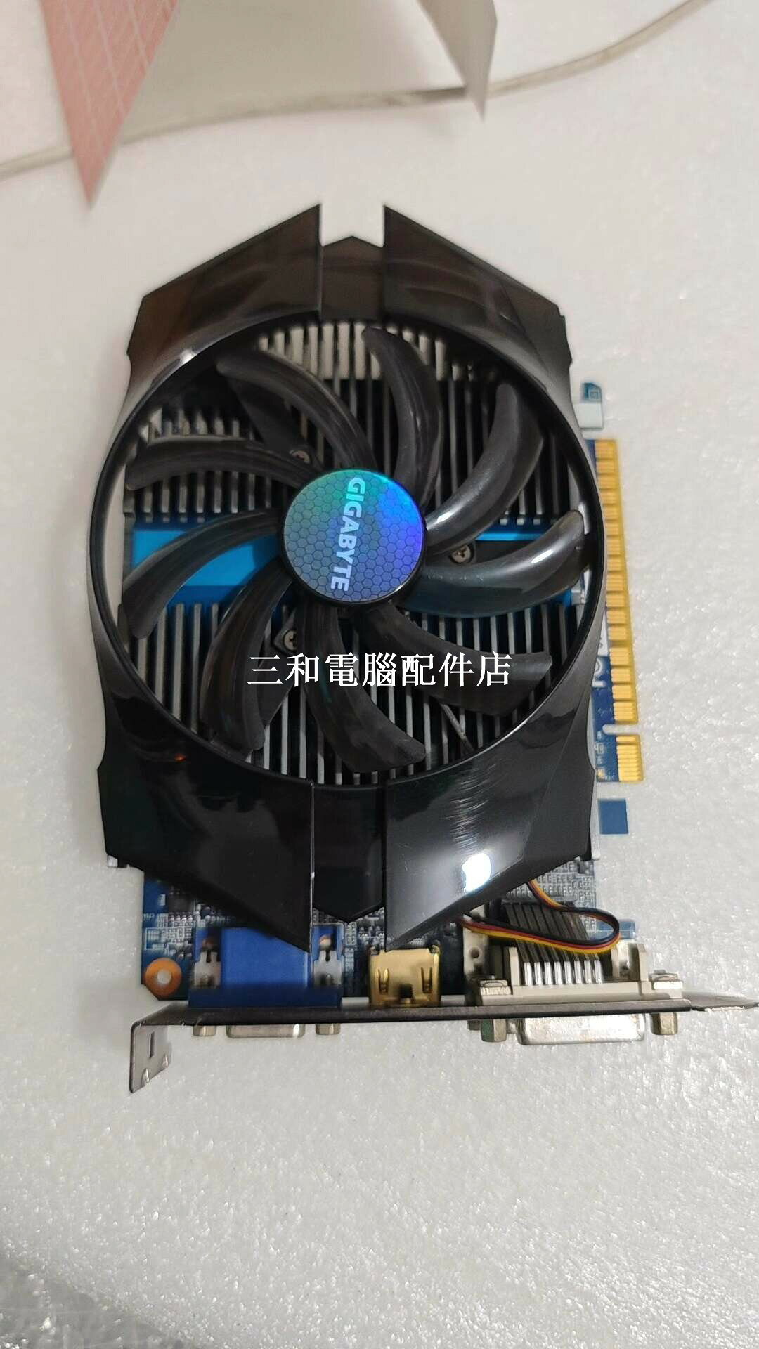 實拍技嘉 GT740 2G 顯示卡 測試完好 直接拍下