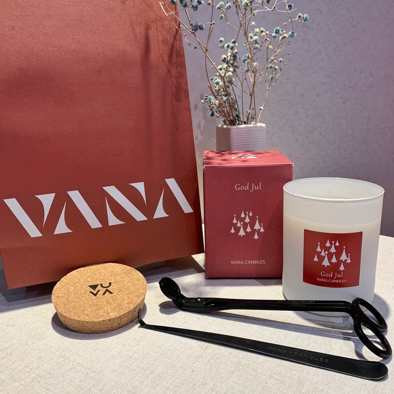 免運❗️ Vana Candles 聖誕節 限定包裝 限量蠟燭禮包B 授權經銷商 送禮首選 交換禮物 快速出貨
