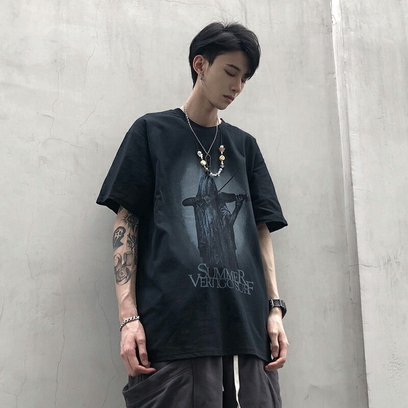 尾郎的店 暗黑系歐美高街T恤男短袖潮牌oversize幽靈印花嘻哈半袖