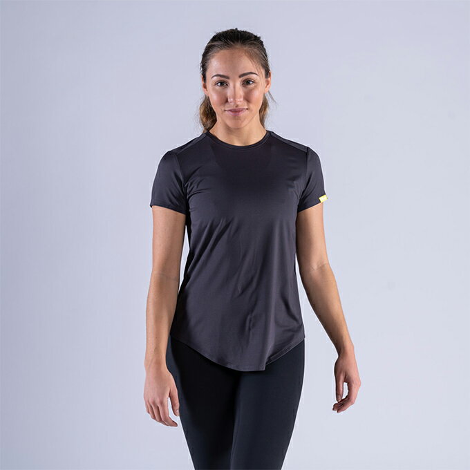 ｜享趣戶外｜《CLN Athletic》Lucy WS T-SHIRT 長版短袖排汗衣(女)深灰