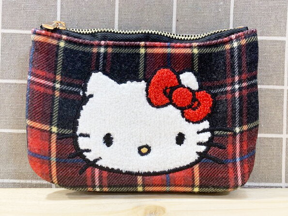 【震撼精品百貨】Hello Kitty 凱蒂貓 Hello Kitty日本SANRIO三麗鷗KITTY化妝包/面紙包-格紋*06285 震撼日式精品百貨