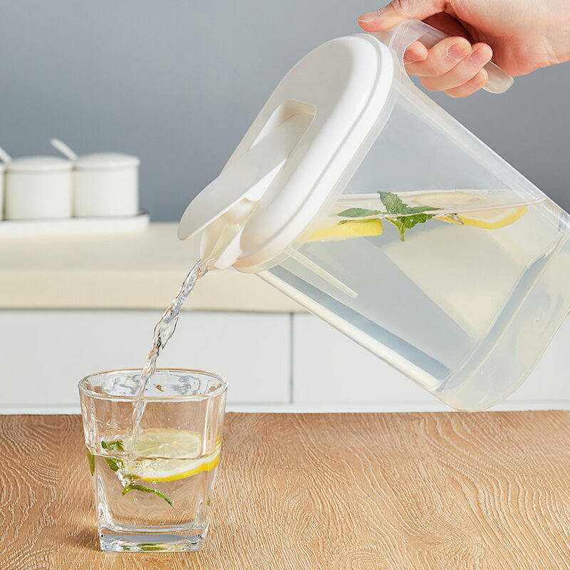 日式窄形冷水壺塑料涼水壺家用裝水耐熱高溫水瓶大容量果汁泡茶壺