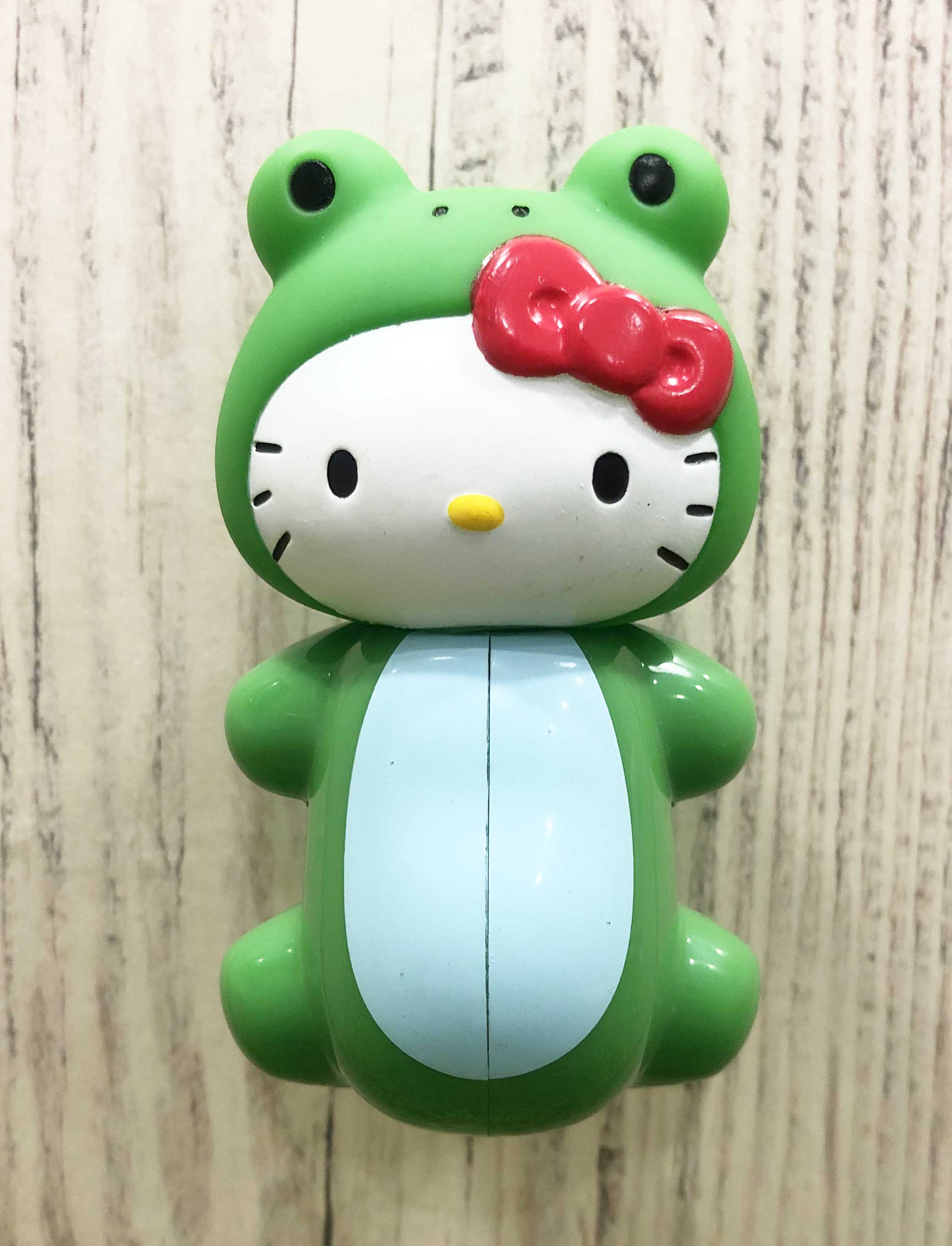 【震撼精品百貨】凱蒂貓_Hello Kitty~日本SANRIO三麗鷗KITTY 吸盤牙刷架-青蛙*75820