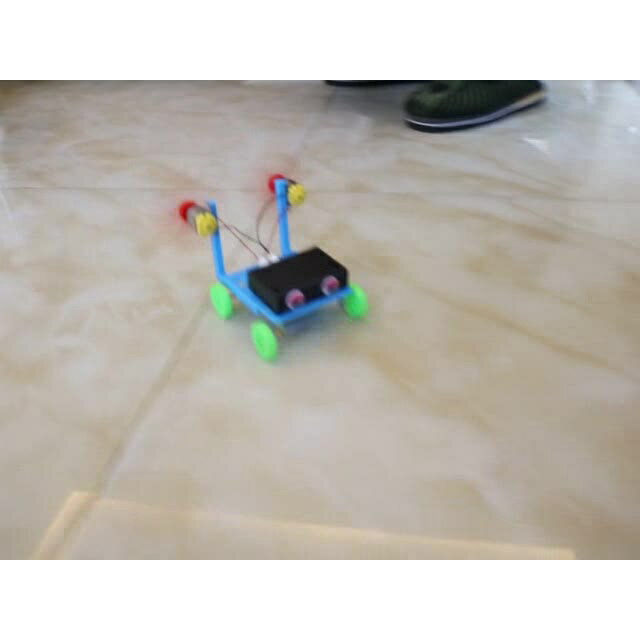 【優選百貨】20-55mm玩具車輪 黃綠黑藍塑料車輪子 內八支撐輪胎模型材料DIY[DIY]