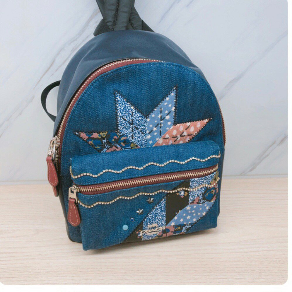 美國代購  台灣現貨 Coach 限定款 小後背【送禮精選★APP下單點數4倍送】