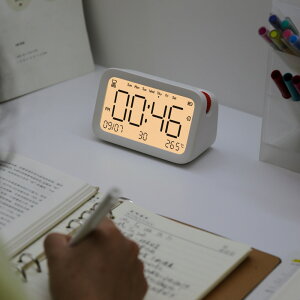 橙點鬧鐘創意多功能智能計時時鐘迷你充電數字電子帶溫日期