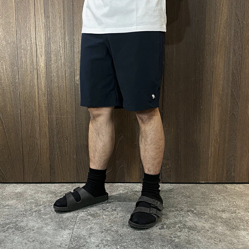 美國百分百【全新真品】Abercrombie & Fitch 海灘褲 綁繩 男款 AF 麋鹿 logo 短褲 黑色 G488