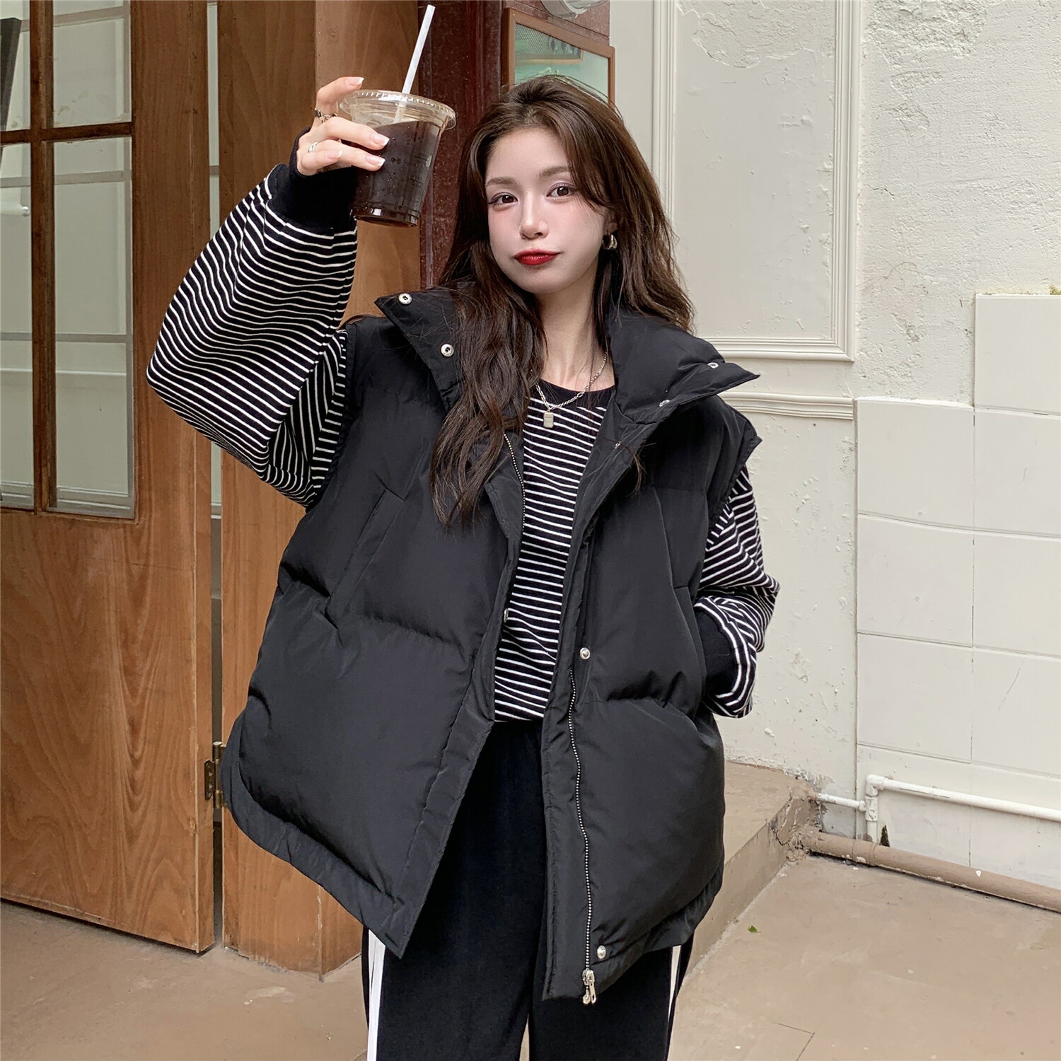 黑色羽絨棉服馬甲女秋冬外搭寬松設計感小眾無袖坎肩馬夾背心外套