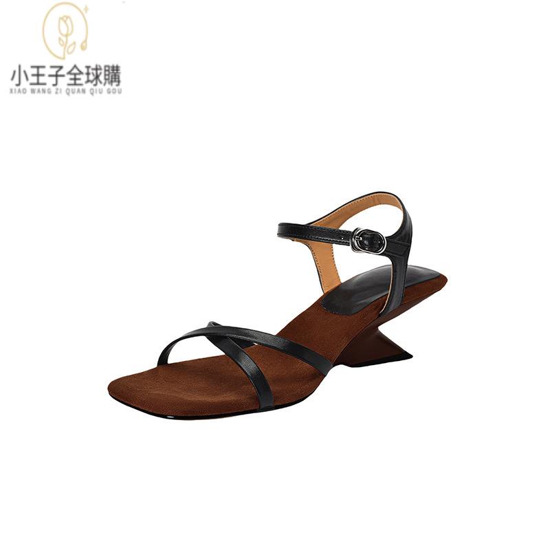 【公司現貨速發】免運 開發票 小短靴 堆堆靴 真皮女鞋 羊皮鞋 小皮鞋 樂福鞋法式復古坡跟露趾大碼涼鞋方頭高跟交叉一字帶時尚舒適 定製