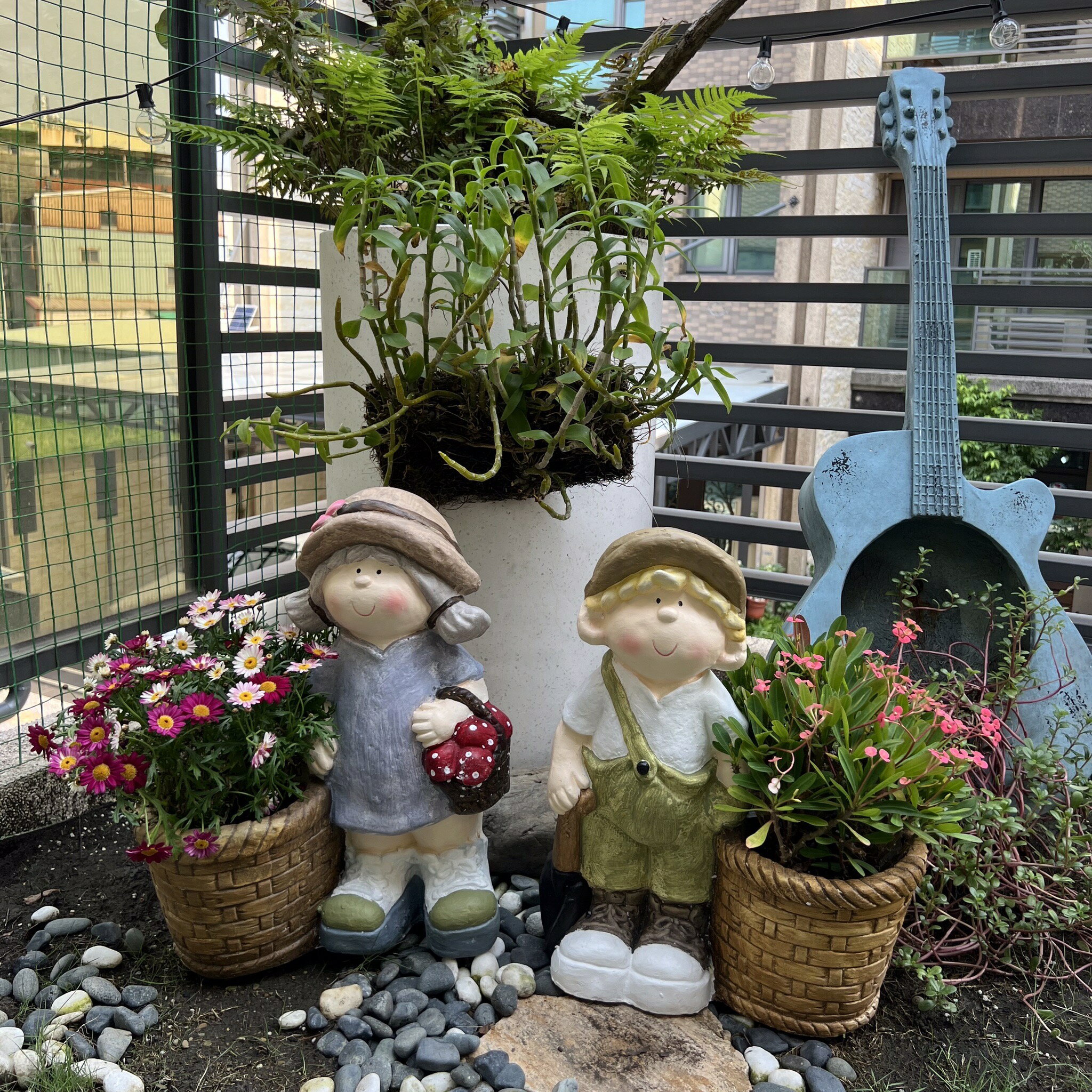 雪之屋 現貨 盆栽小戀人娃娃一對 花器 美式鄉村 復古 花園 擺件 民宿庭院園藝造景46CM