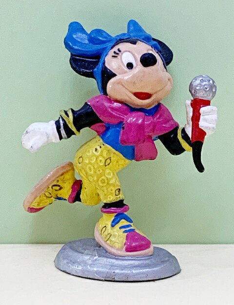 【震撼精品百貨】Micky Mouse 米奇/米妮 公仔擺飾 米妮溜冰#65411 震撼日式精品百貨
