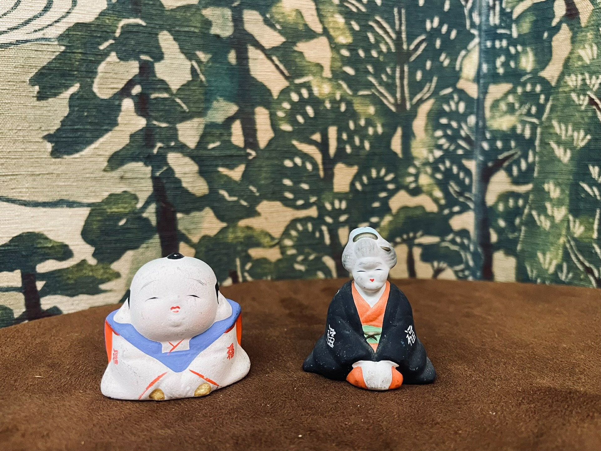 日本回流鄉土民蕓置物擺飾，白瓷手繪人形，福娃，阿多福，小尺寸