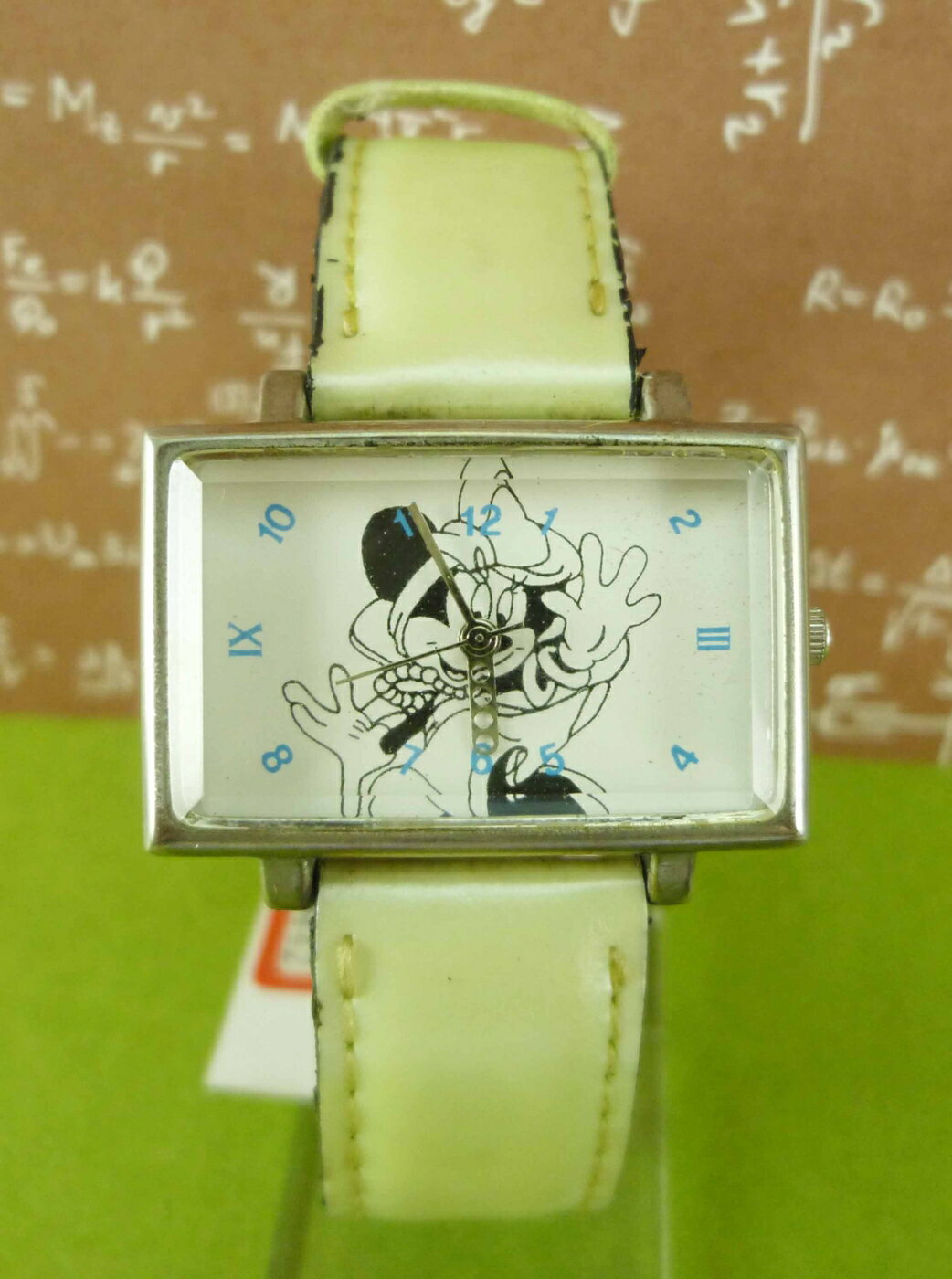 【震撼精品百貨】米奇/米妮 Micky Mouse 造型手錶-米妮哈囉圖案-粉綠色 震撼日式精品百貨