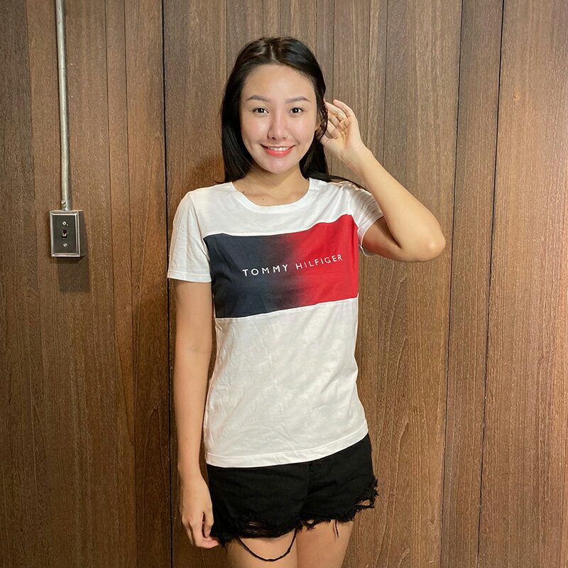 美國百分百【全新正品】 Tommy Hilfiger T恤 TH 女上衣 圓領 短袖 漸層 LOGO 白色 BJ08