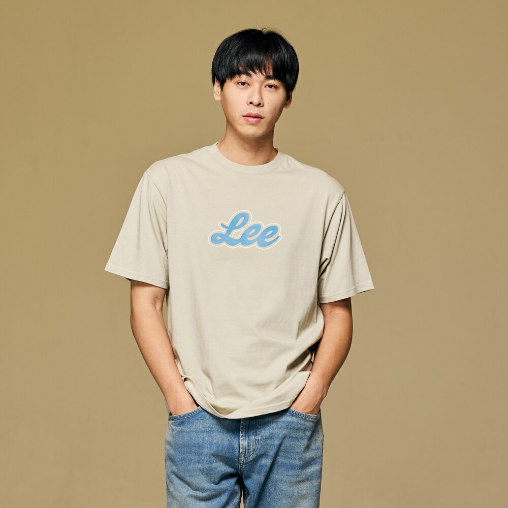 Lee 男款 寬鬆版 胸前草寫 LOGO印花 短袖T恤 | Modern