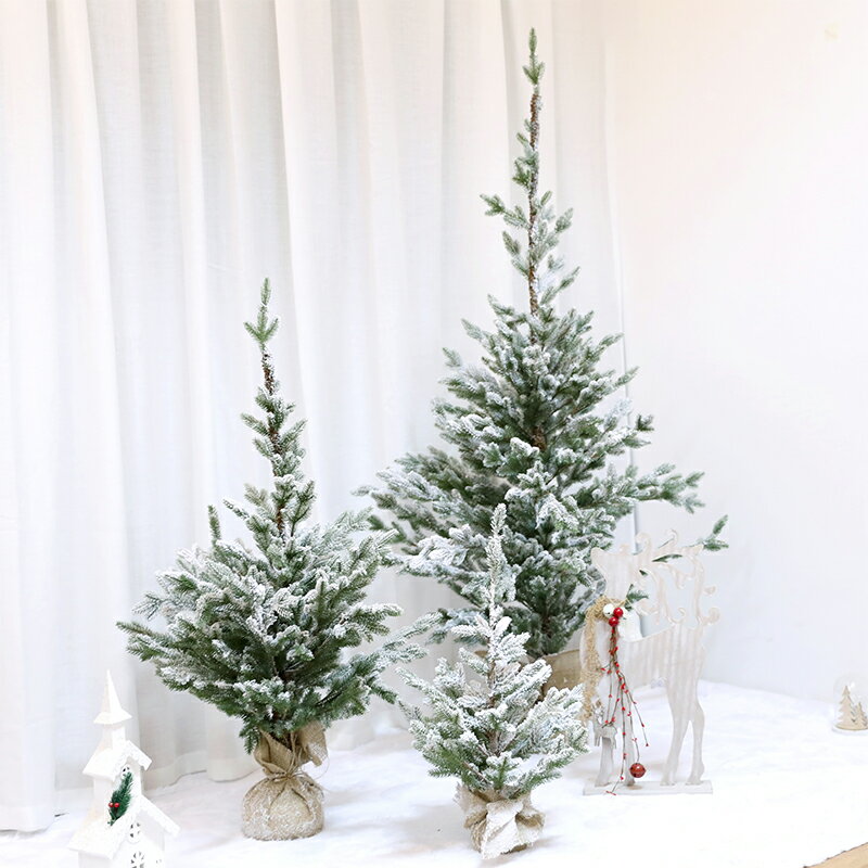 聖誕節櫥窗商場拍攝場景裝扮裝飾植絨松果雪松樹PE模擬飄雪聖誕樹