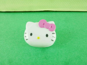 【震撼精品百貨】Hello Kitty 凱蒂貓 造型夾-白色小S造型 震撼日式精品百貨