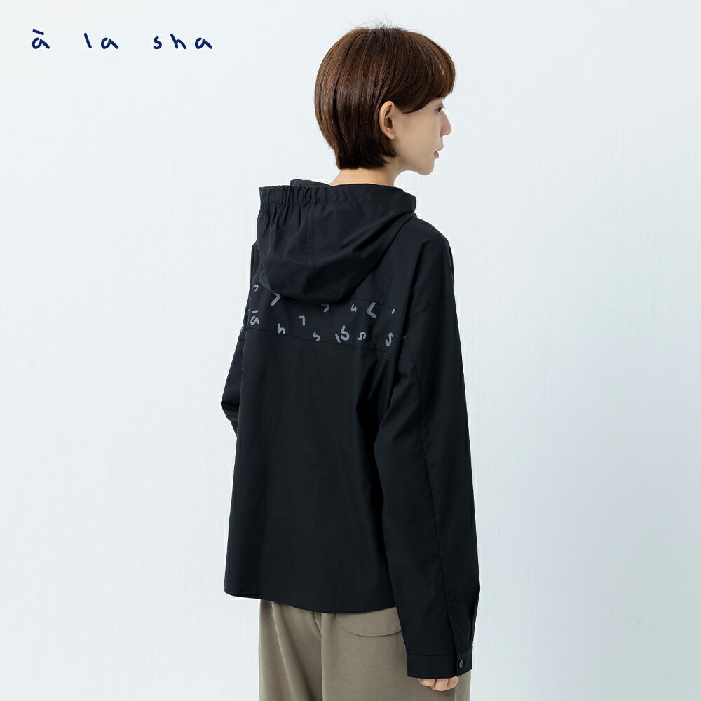 a la sha  連帽LOGO印花落肩襯衫