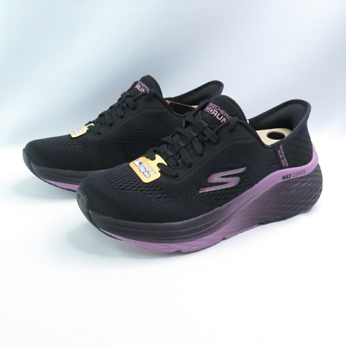 Skechers 129626BKMV 女慢跑鞋 Max Cushioning 瞬穿 黑/紫紅【iSport愛運動】