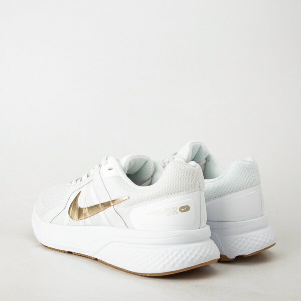 nike run swift w