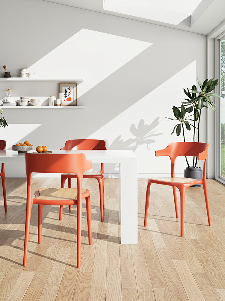 北歐塑料牛角椅子家用加厚餐椅休閑餐廳飯店現代簡約餐桌凳子靠背